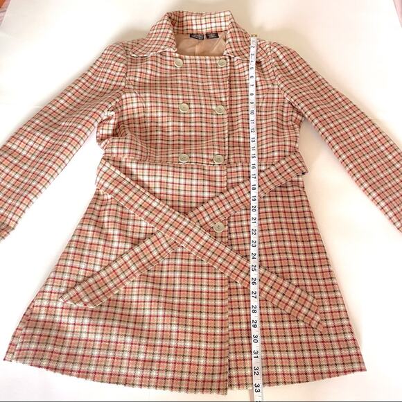 1970s UK-Inspired Plaid Trench Coat & Flounce Skirt Set Belted 2-Piece Gingham - Picture 9 of 16